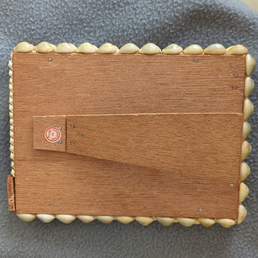 Seashell Picture Frame. - Picture 6 of 8